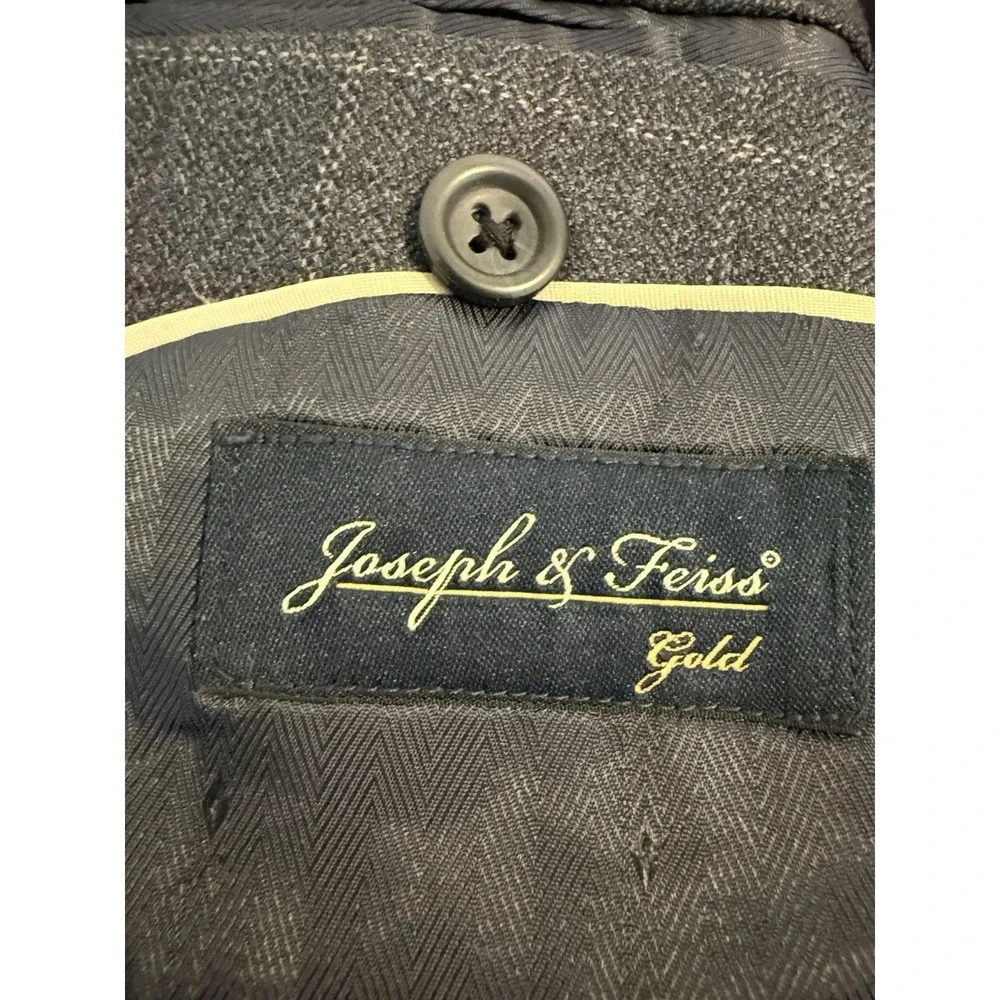 Joseph & Feiss very good